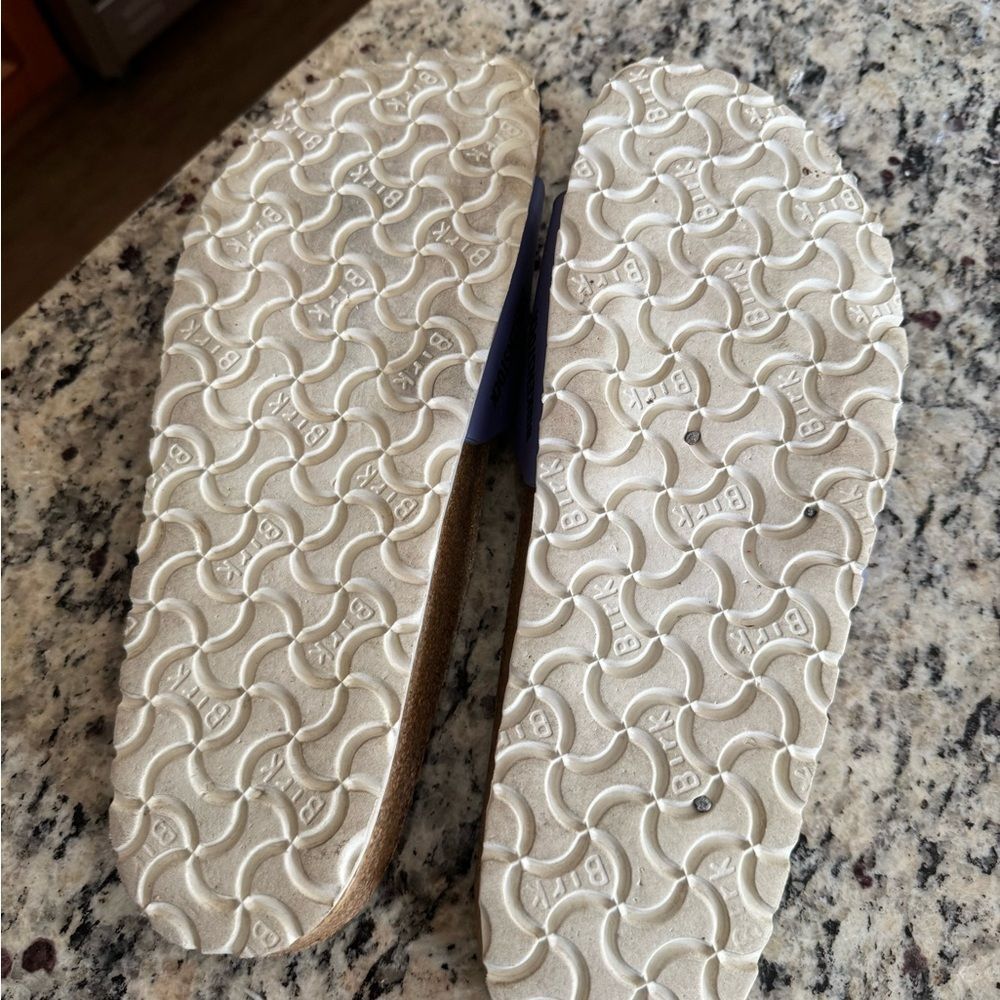 Birkenstock Light Purple Sandals - Picture 3 of 4